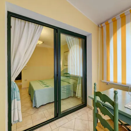 In Sos Alinos Apartment Cala Liberotto