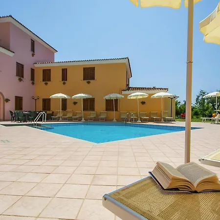Apartment In Sos Alinos Cala Liberotto