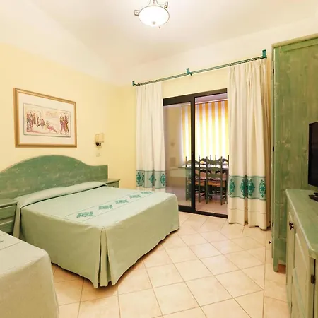 In Sos Alinos Apartamento Cala Liberotto
